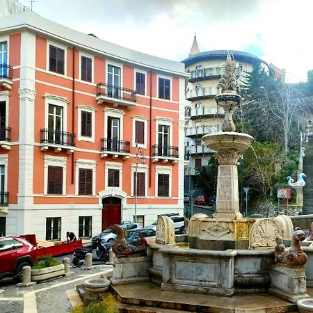 Fontana Falconieri Boutique Hotel Месина Екстериор снимка